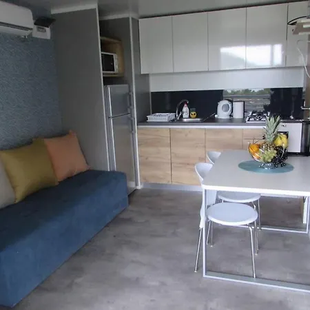 Ferienhaus White-pearl Mobile-home Jezera